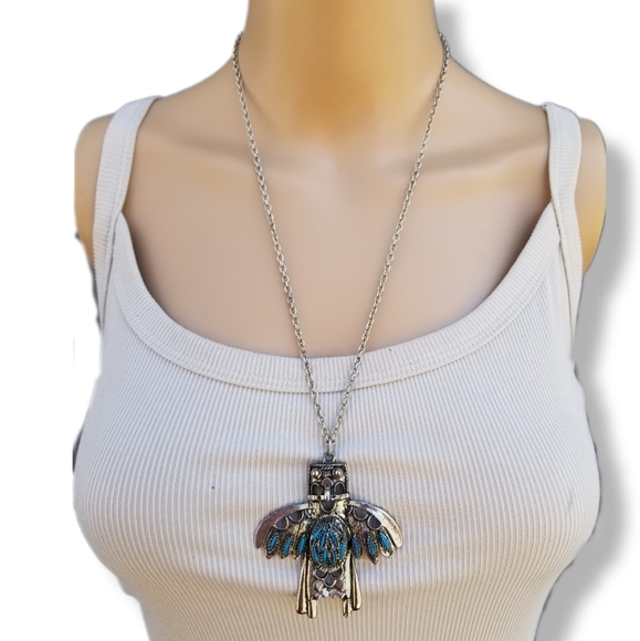 SILVERTONED & FAUX TURQUOISE NATIVE AMERICAN STYLE THUNDERBIRD PENDANT NECKLACE - Picture 1 of 7